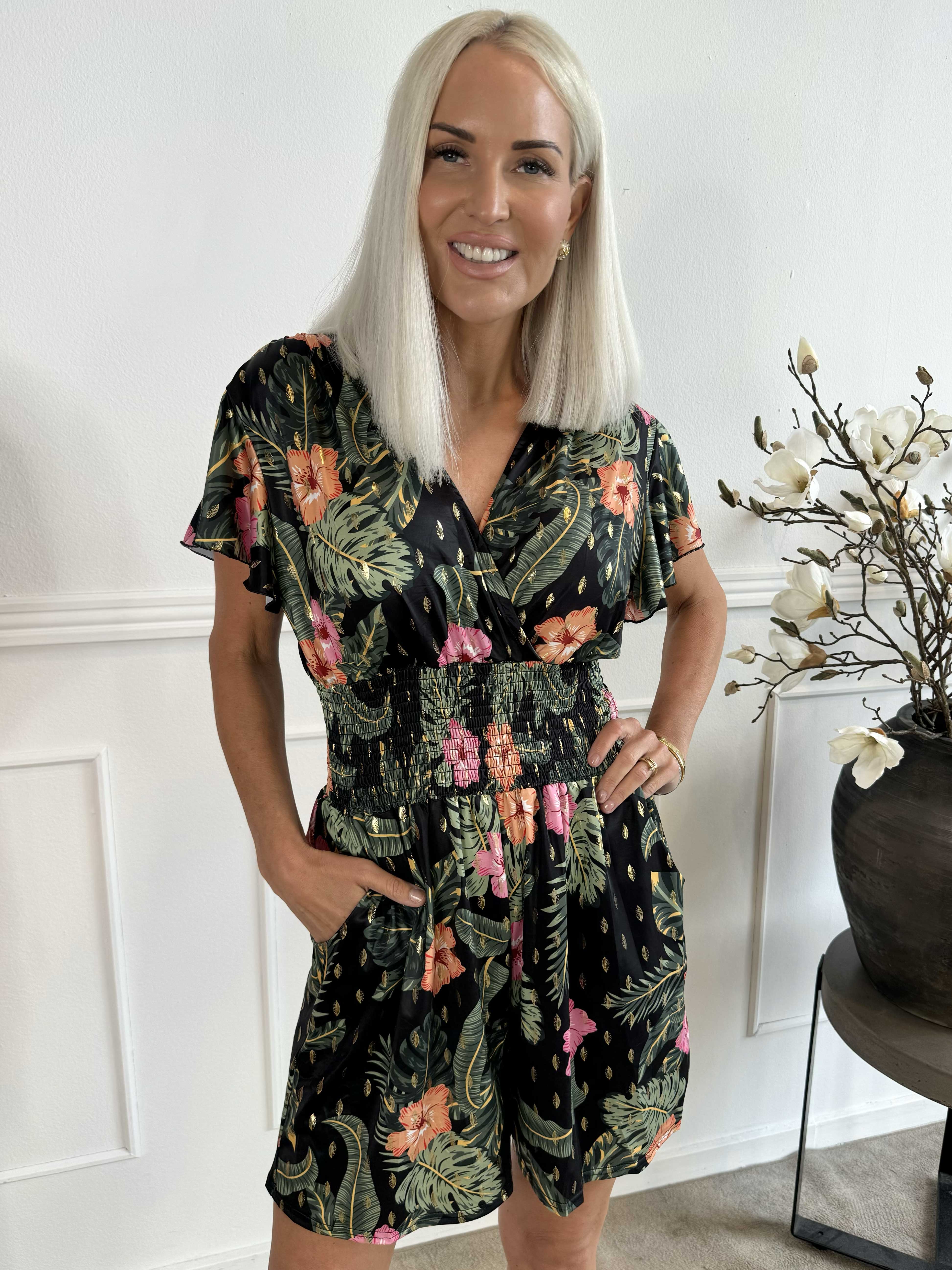 Pams Flower Playsuit - Elastisk playsuit med lommer